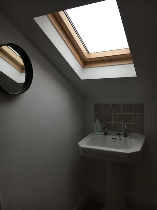 Amazing Seaside Loft Apartment With Sea Views . Sennen Cove Esterno foto